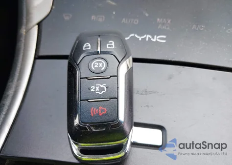 2016 Lincoln Mkz from USA, damaged, VIN 3LN6L2G98GR610610